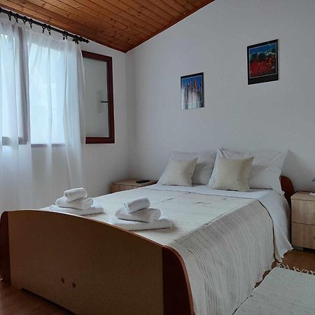 Apartments By The Sea Basina, Hvar - 116 Vrboska Ngoại thất bức ảnh