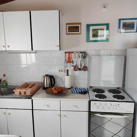 Apartments By The Sea Basina, Hvar - 116 Vrboska Ngoại thất bức ảnh
